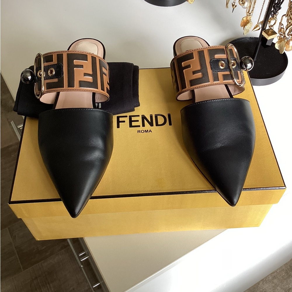 Fendi Black/Brown Zucca Leather Pointed Toe Flat Mule
